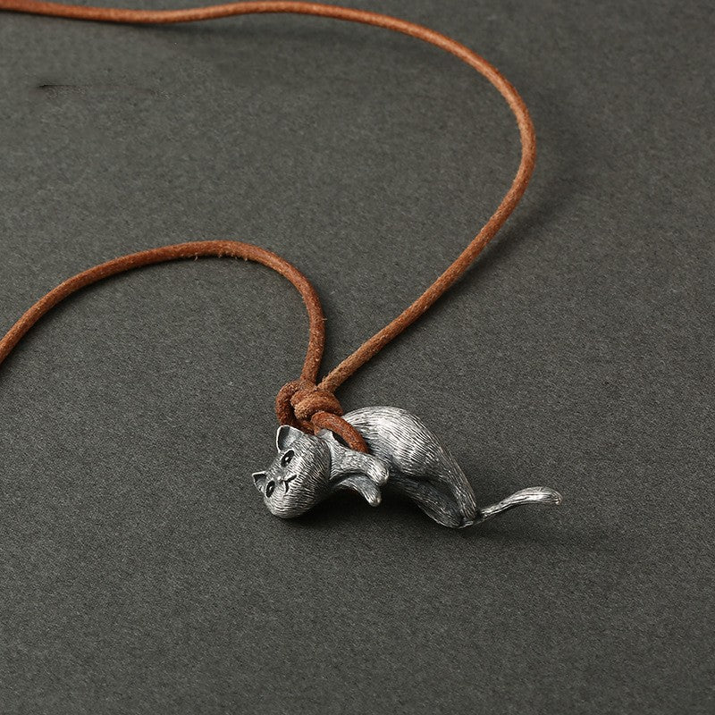 Gentle Cat Lift Necklace
